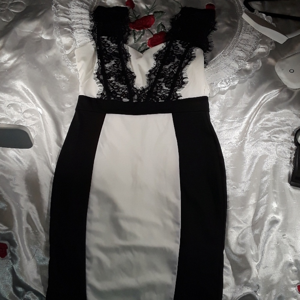 SheIn Classuc Black and White Dress - Picture 1 of 7